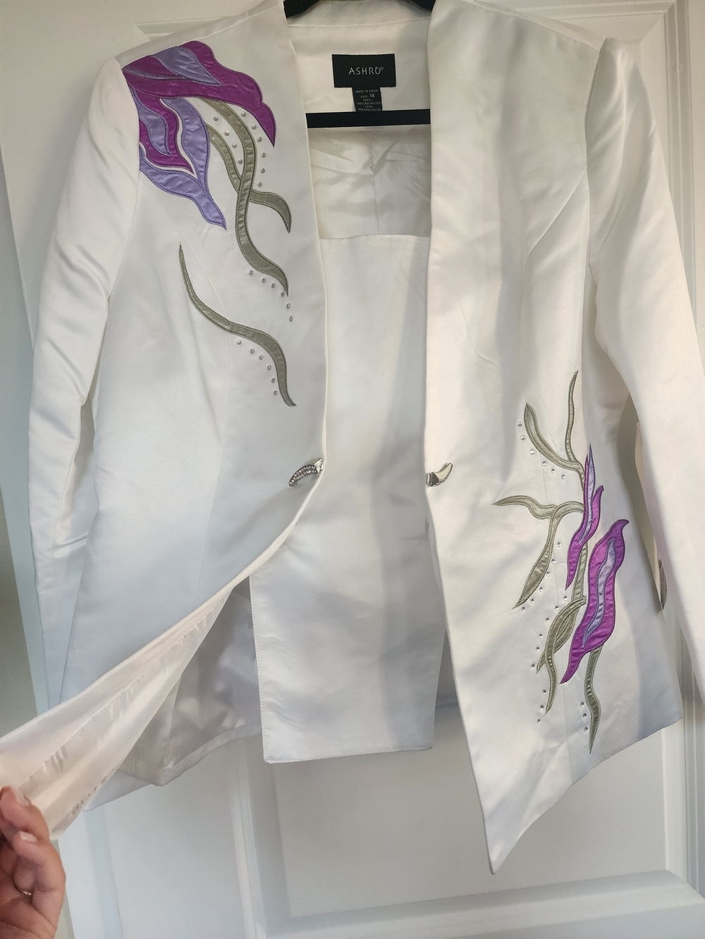 NWT ASHRO White Floral Embroidered Skirt Suit Size 14 - Picture 7 of 16